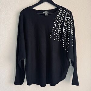 Oliver O Black Embellished Sweater with Pearl Cascade. Size L. NWT